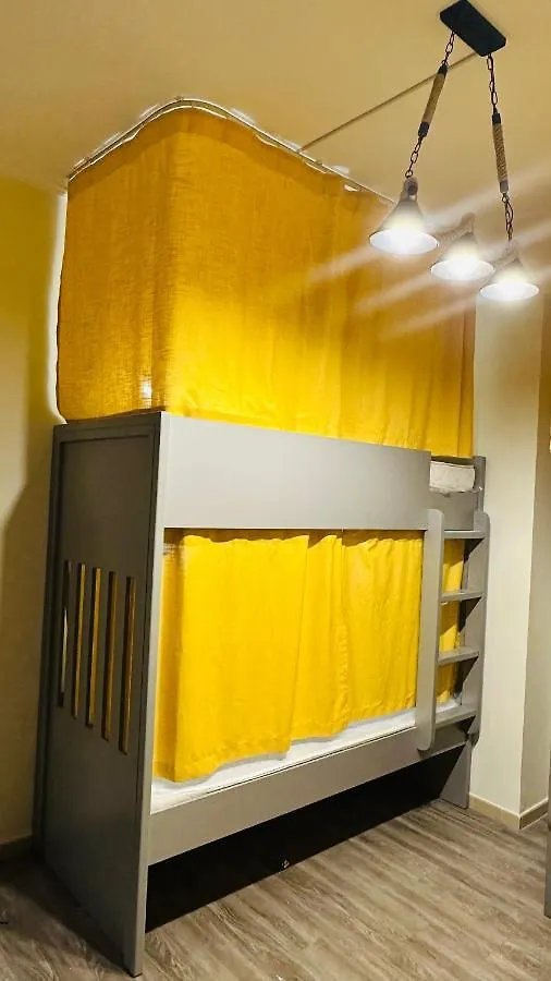 Хостел Business Backpackers Jbr Дубай 0*,